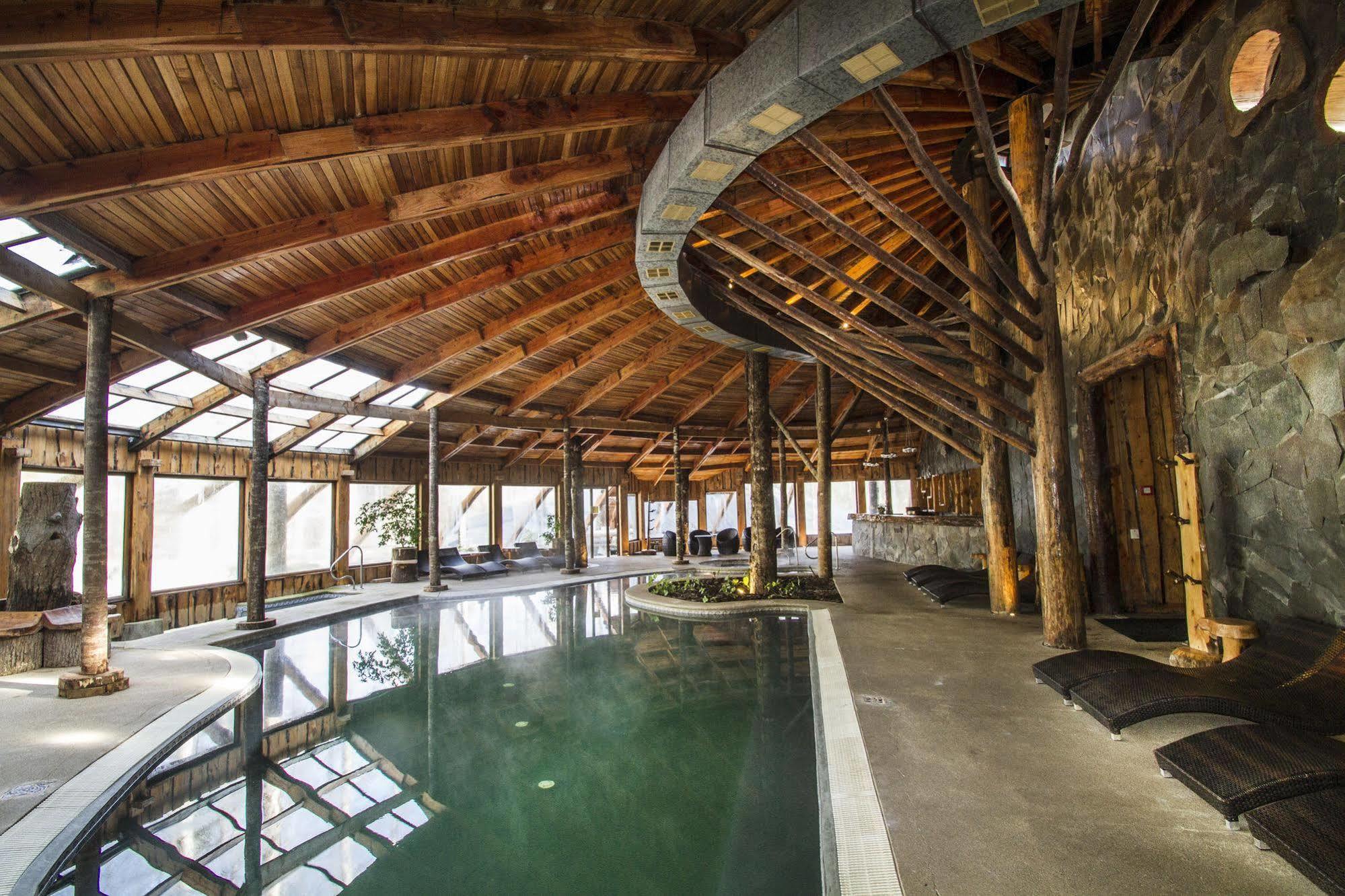Huilo Huilo Nawelpi Lodge Puerto Fuy Eksteriør billede